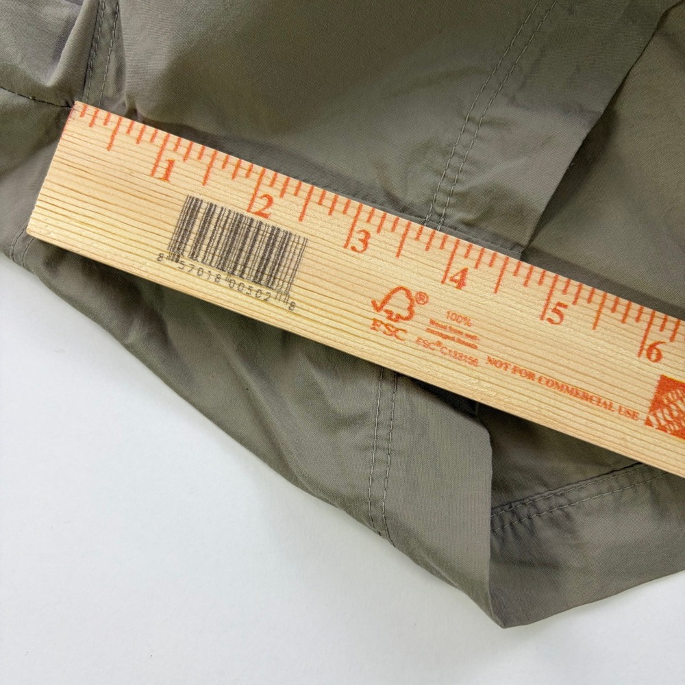 The North Face Stow Hiking Shorts Womens XL Khaki Green Nylon Outdoor Utility - Picture 11 of 12